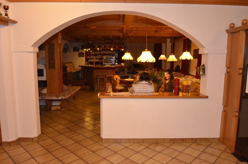 Hotel Albe Rocca Pietore Exterior foto