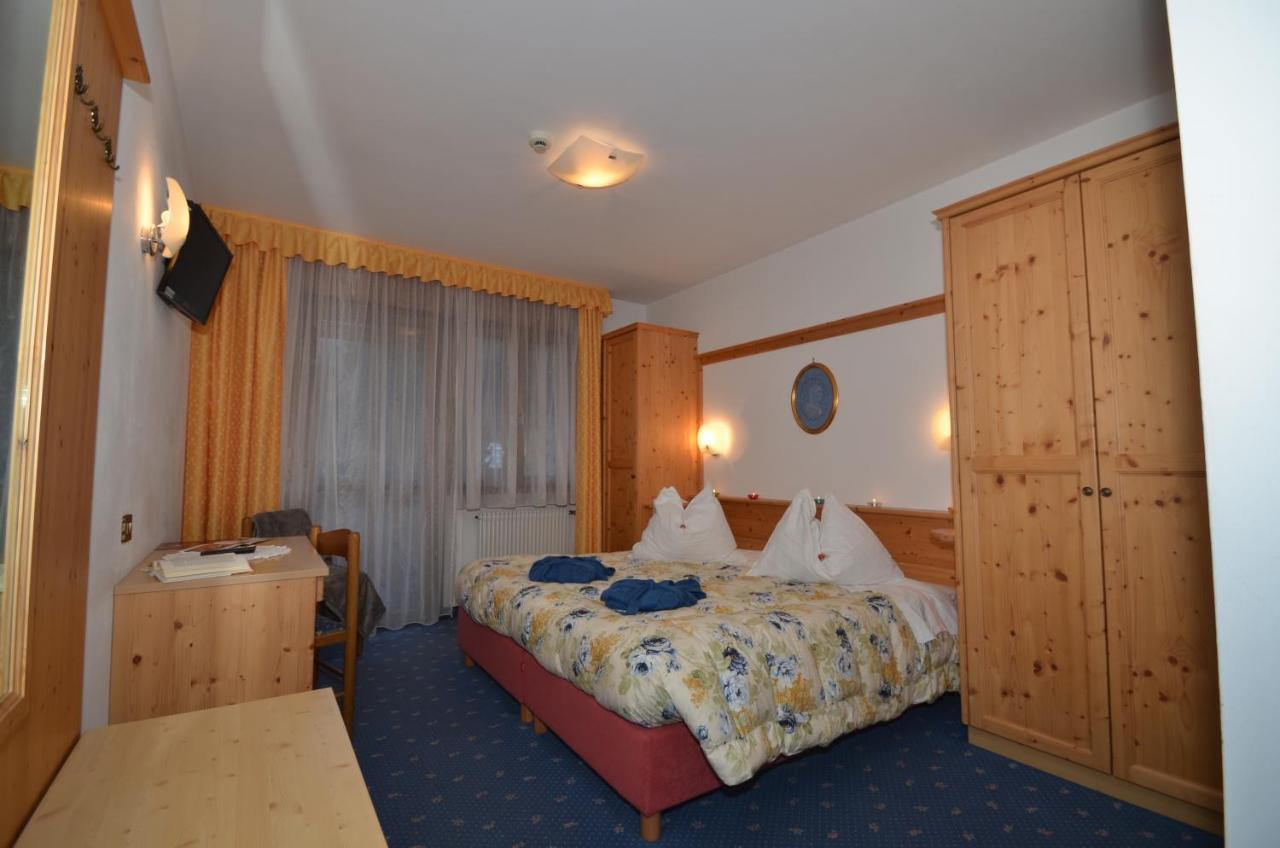 Hotel Albe Rocca Pietore Exterior foto