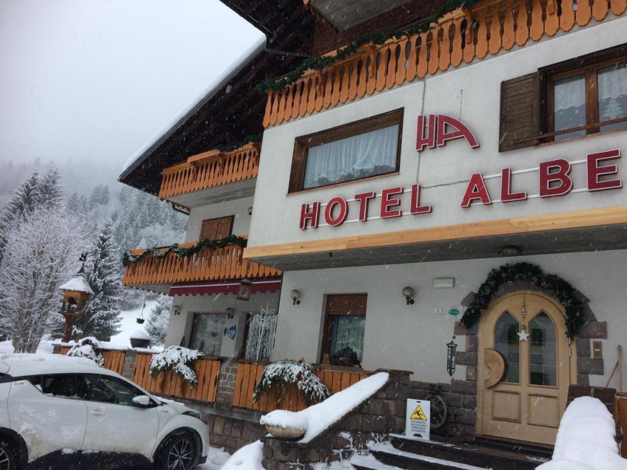 Hotel Albe Rocca Pietore Exterior foto