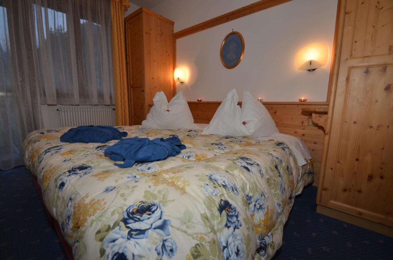 Hotel Albe Rocca Pietore Exterior foto